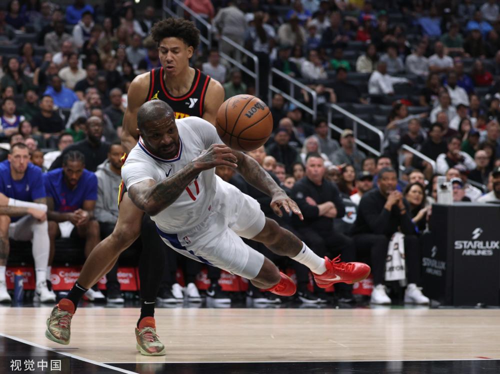 [NBA]詹姆斯突破42000分 湖人客场胜灰熊.