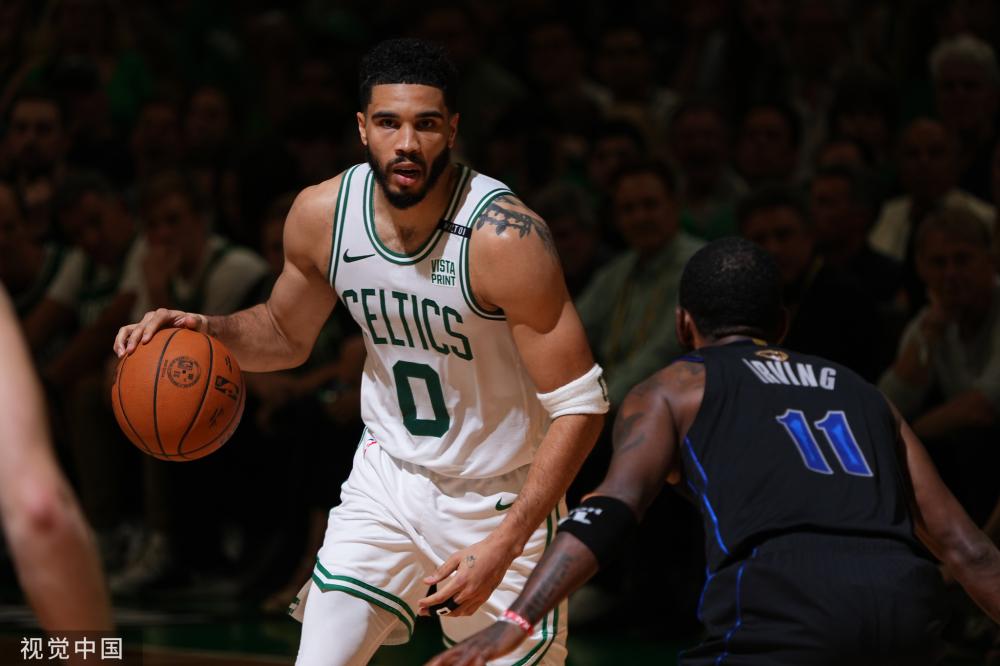 他们一度并 他们一度并