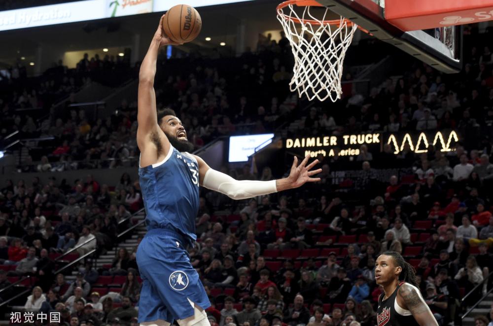 热评区涌现 热评区涌现